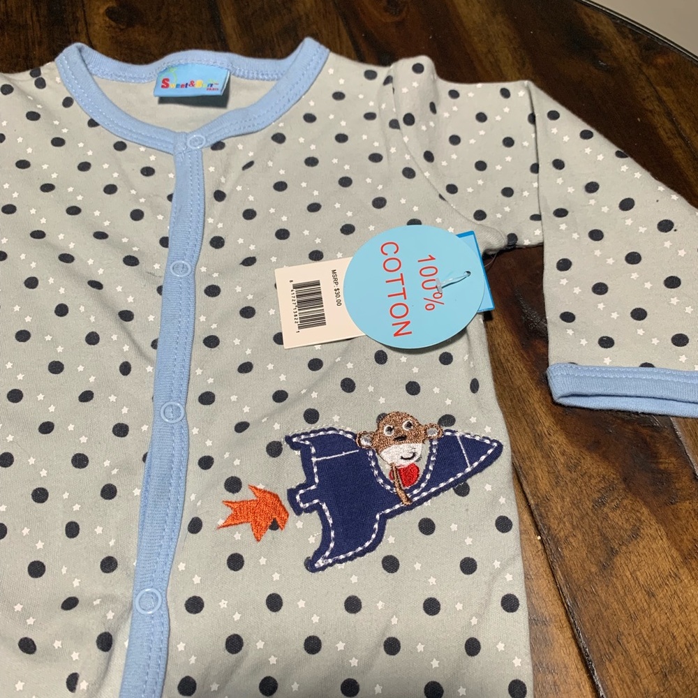 NWT Sweet and Soft Paris footies